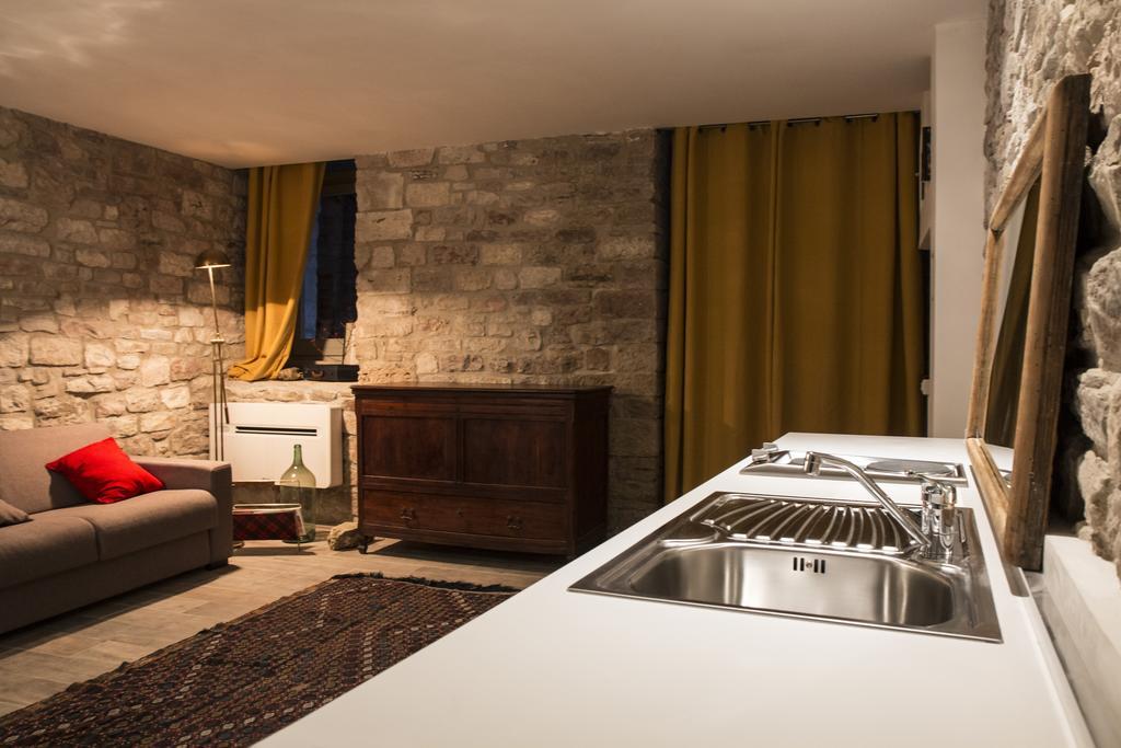 Residenza La Corte อัสซิซี ภายนอก รูปภาพ